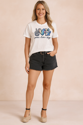 Mila | Peace Love Dogs T-shirt 0