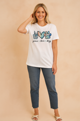 Mila | Peace Love Dogs T-shirt 1