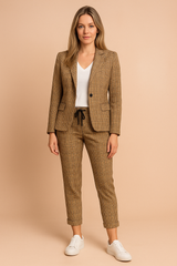 Sofia | Elegant Womens Suit with a Casual Flair 2