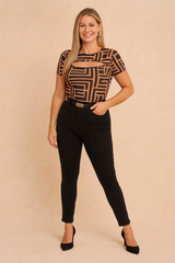 Waist | Blouse with a geometric pattern and cutout 1