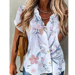 Floria | Romantic blouse with a floral print