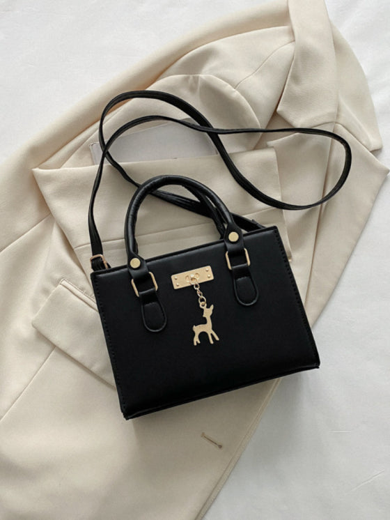 Petit Sac Carré Uni – Élégance Minimaliste et Fonctionnelle