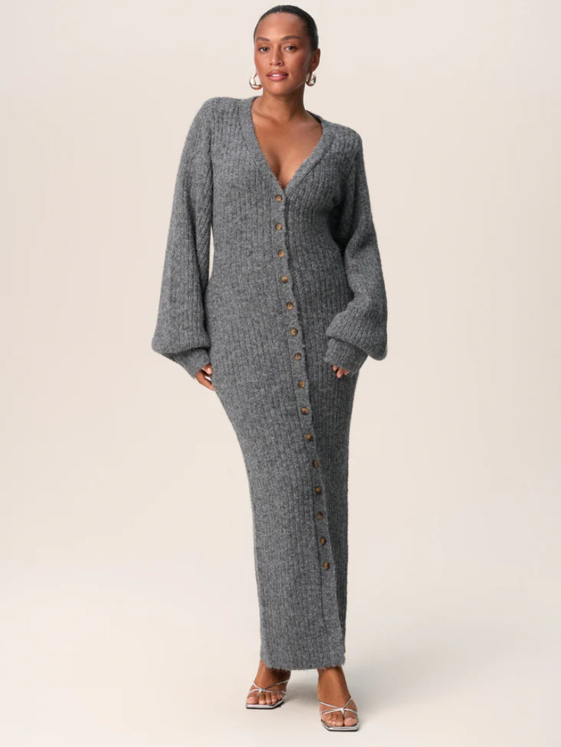 Robe Élégance & Cardigan – Style et Confort