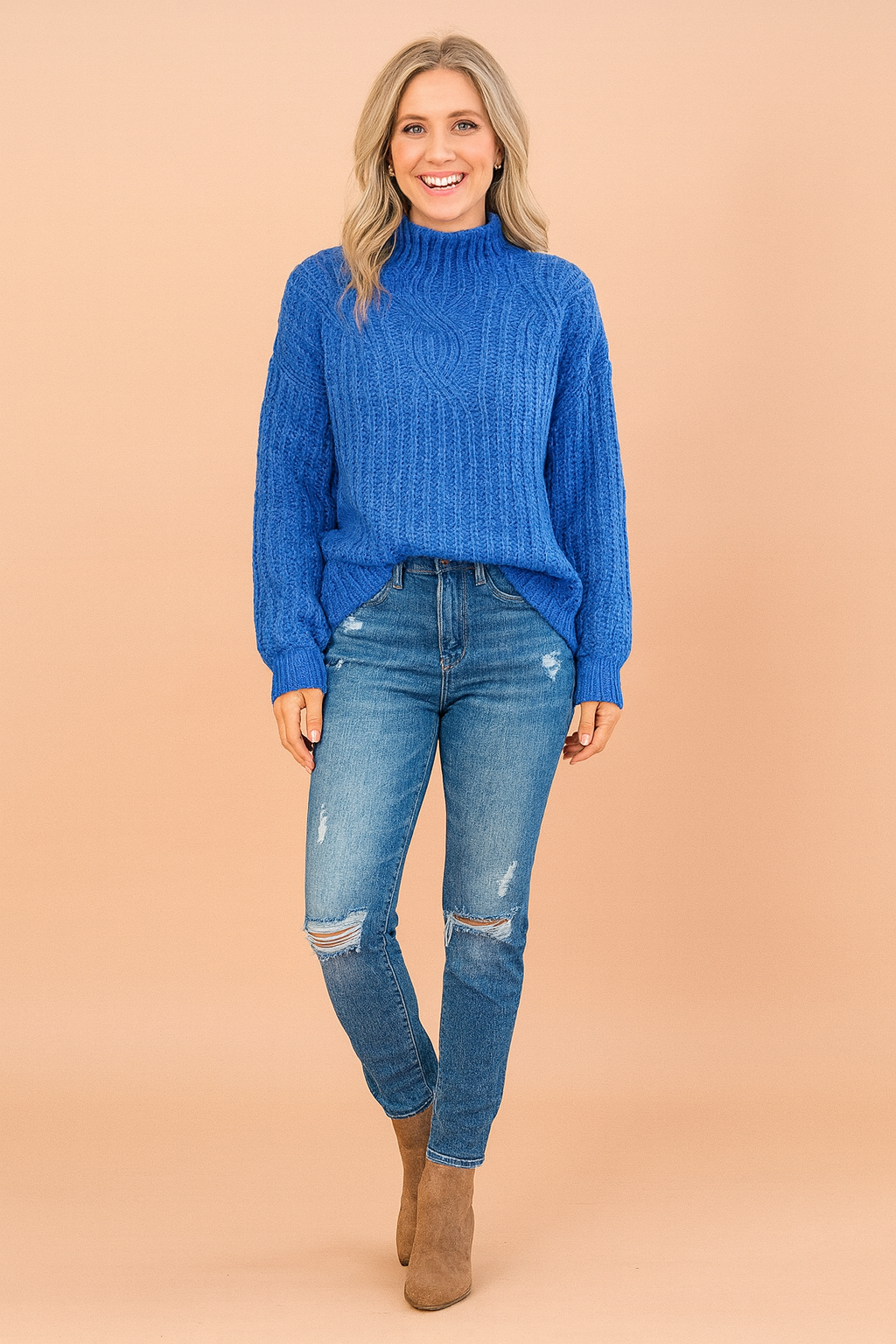 Alicja | Cable-knit turtleneck sweater 4