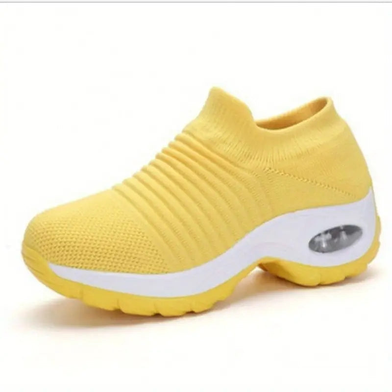 Breathable Slip-On Casual Shoes for Women – Lightweight & Versatile Comfort 11