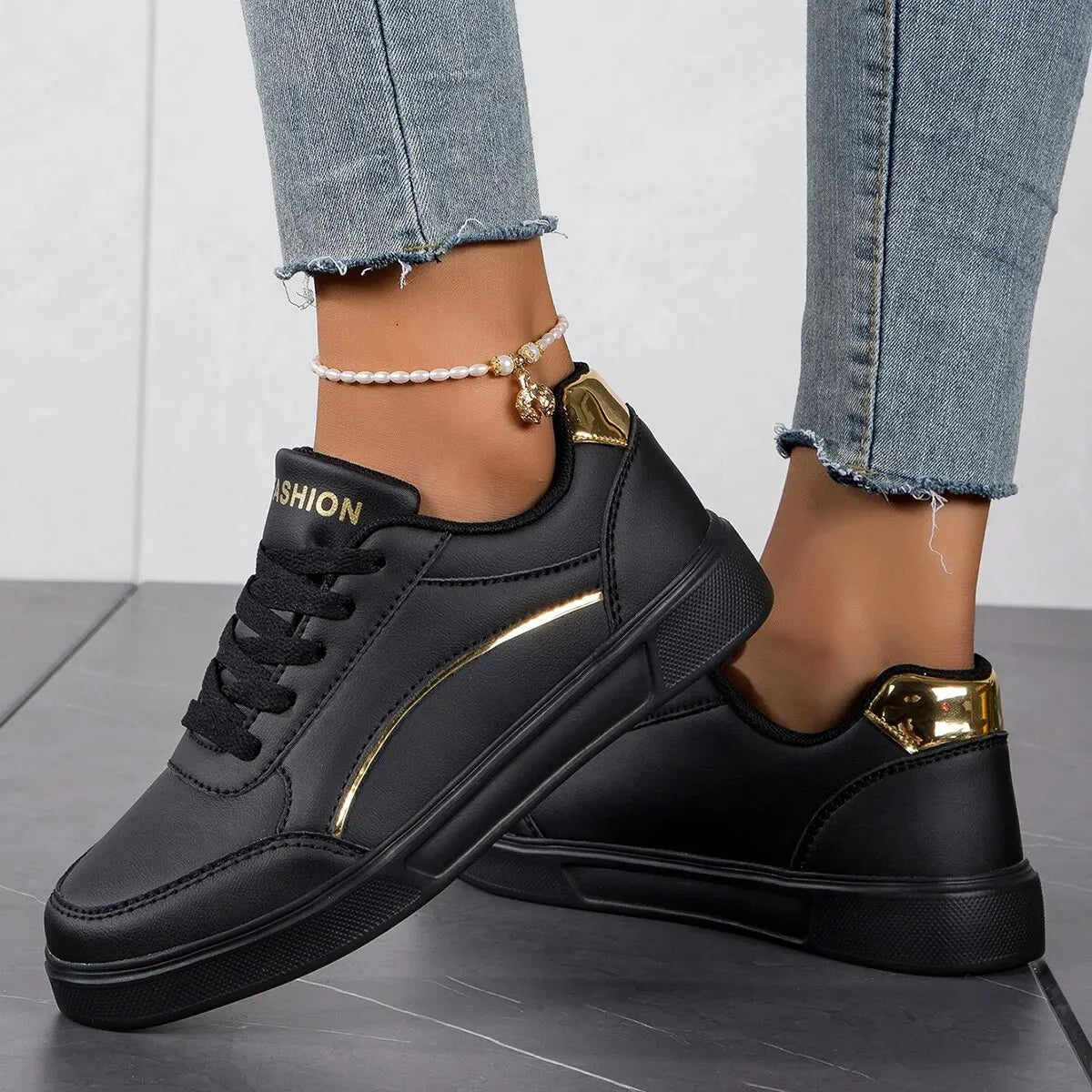 Casual Comfort Shoes for Women – Modern Design 4