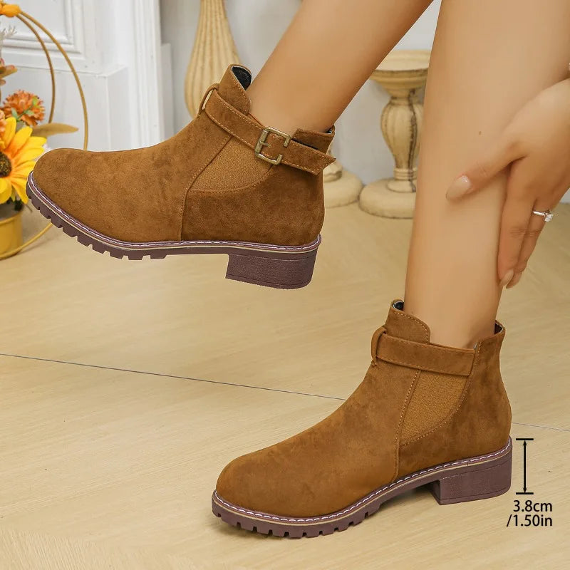 Chunky Heel Winter Boots for Women – Stylish & Cozy 4