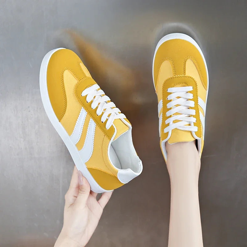 Classic Sneakers for Women – Stylish & Comfortable for Everyday Wear 3