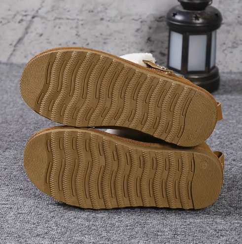Cozy Slip-On Snow Boots for Women – Stylish & Warm 1