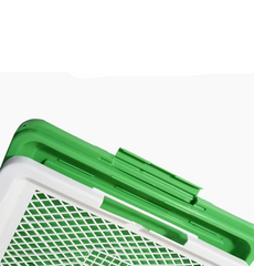 Dog toilet with artificial grass 3