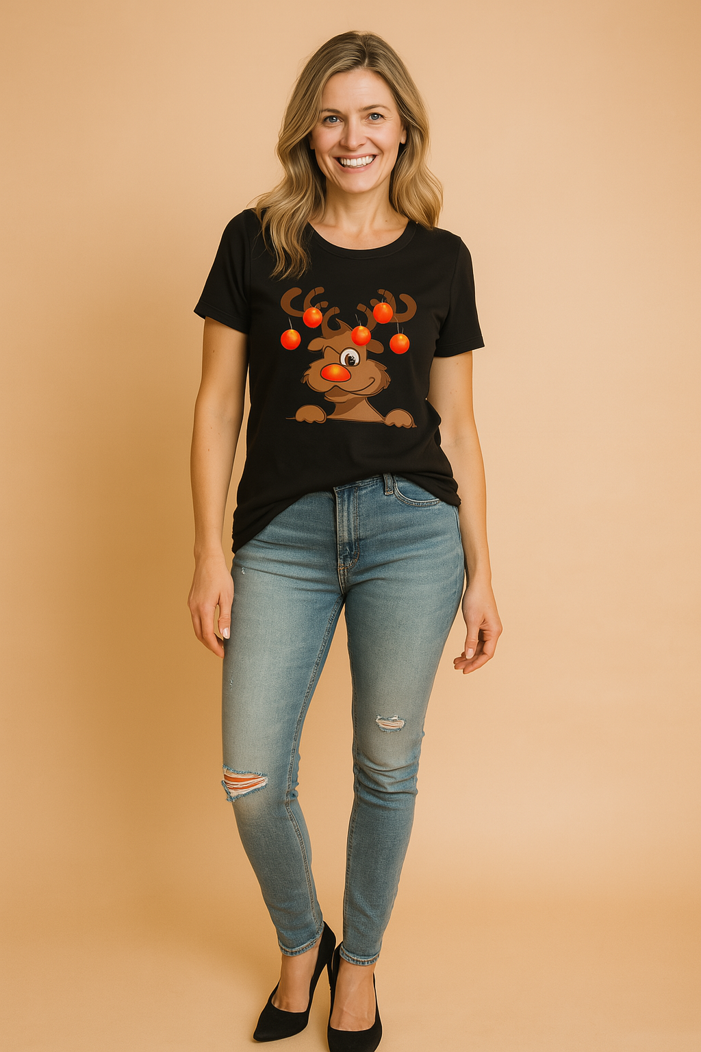 Glenda | T-shirt with a reindeer in a Christmas hat 0