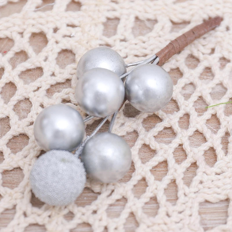 Golden Elegance | Christmas Tree Bouquet Set for Festive Decor 7