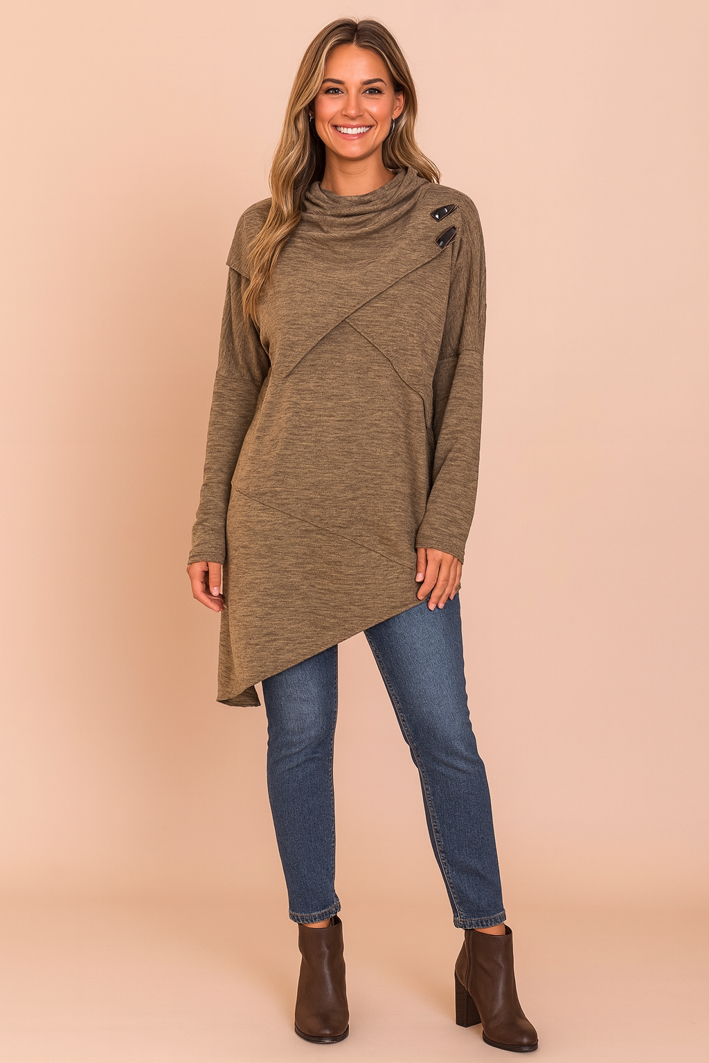 Lidia | Asymmetrical sweater with a decorative clasp 1