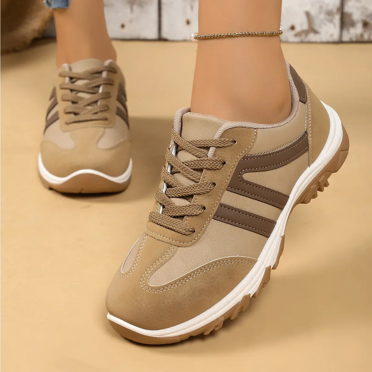 Lightweight Sneakers for Women – Stylish & Comfortable Walking Shoes 2