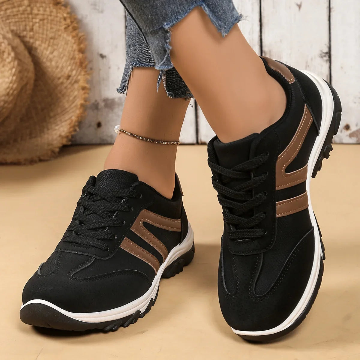 Lightweight Sneakers for Women – Stylish & Comfortable Walking Shoes 3