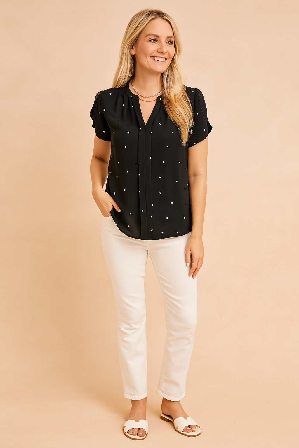 Livia | Girly blouse with a heart motif 4