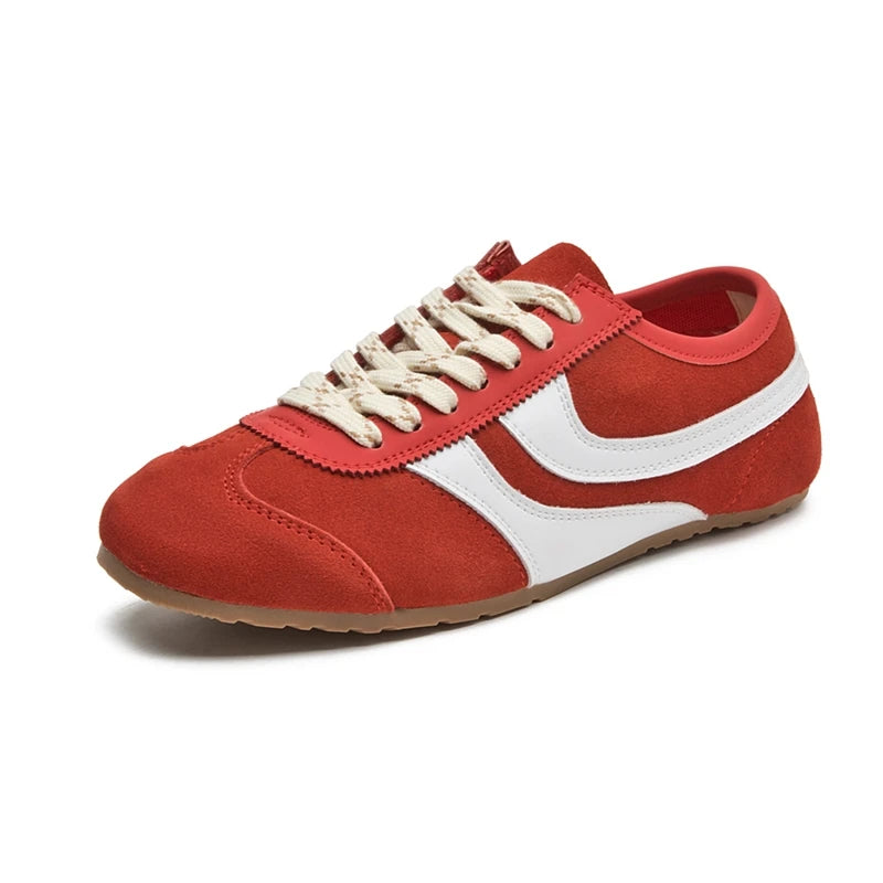 Retro Lace-Up Sneakers for Women – Stylish & Versatile 4