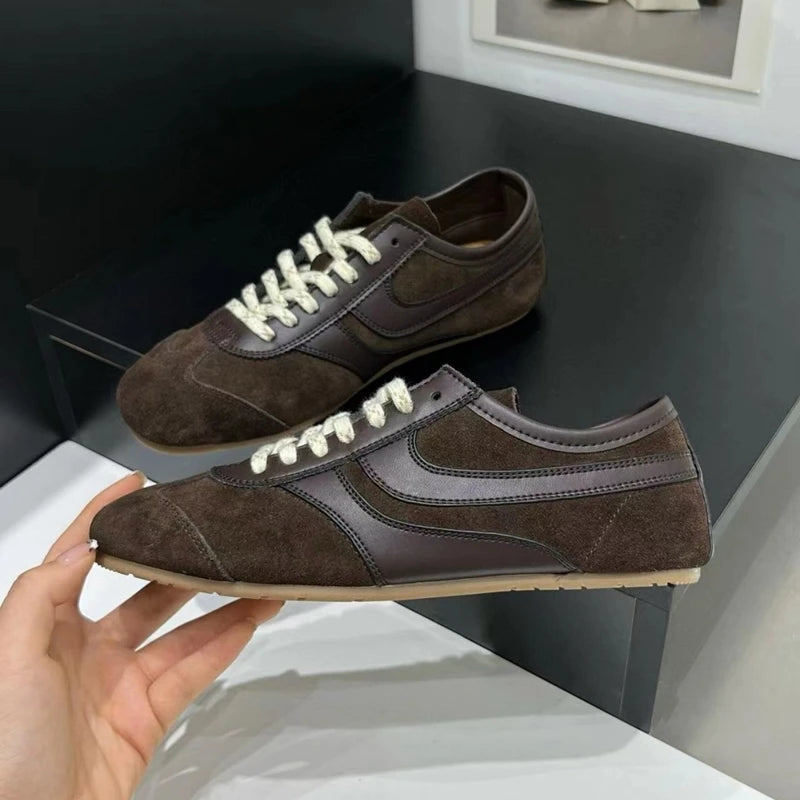 Retro Lace-Up Sneakers for Women – Stylish & Versatile 7