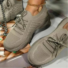 Slip-On Sneakers for Women – Best Walking Shoes for Comfort & Style 2
