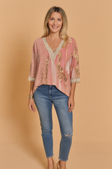 Sorella | Romantic blouse with a subtle pattern and lace trim 0