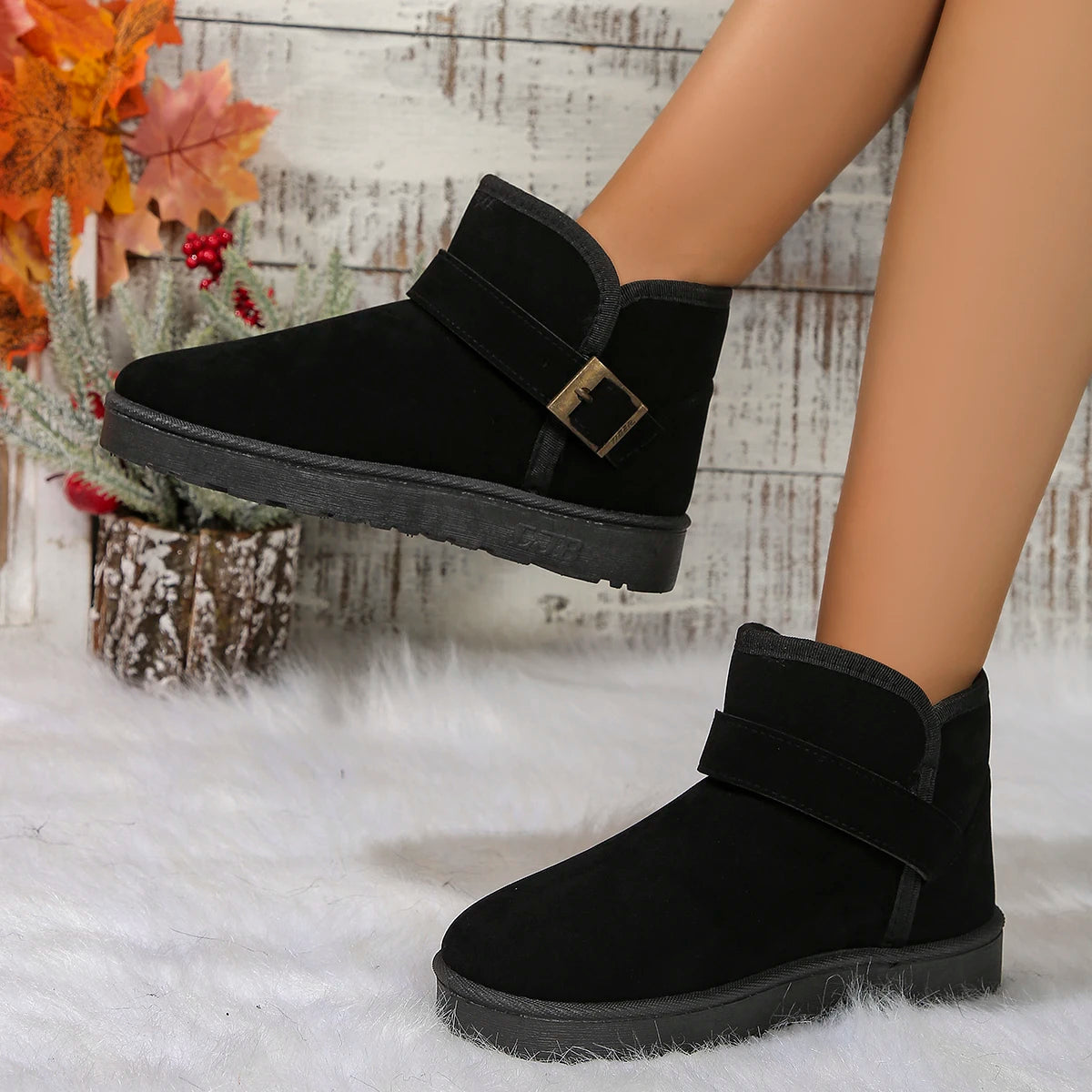 Textured Winter Snow Boots for Women – Cozy & Supportive Design 4