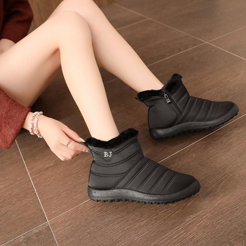 Waterproof Snow Boots for Women – Stylish & Warm 6