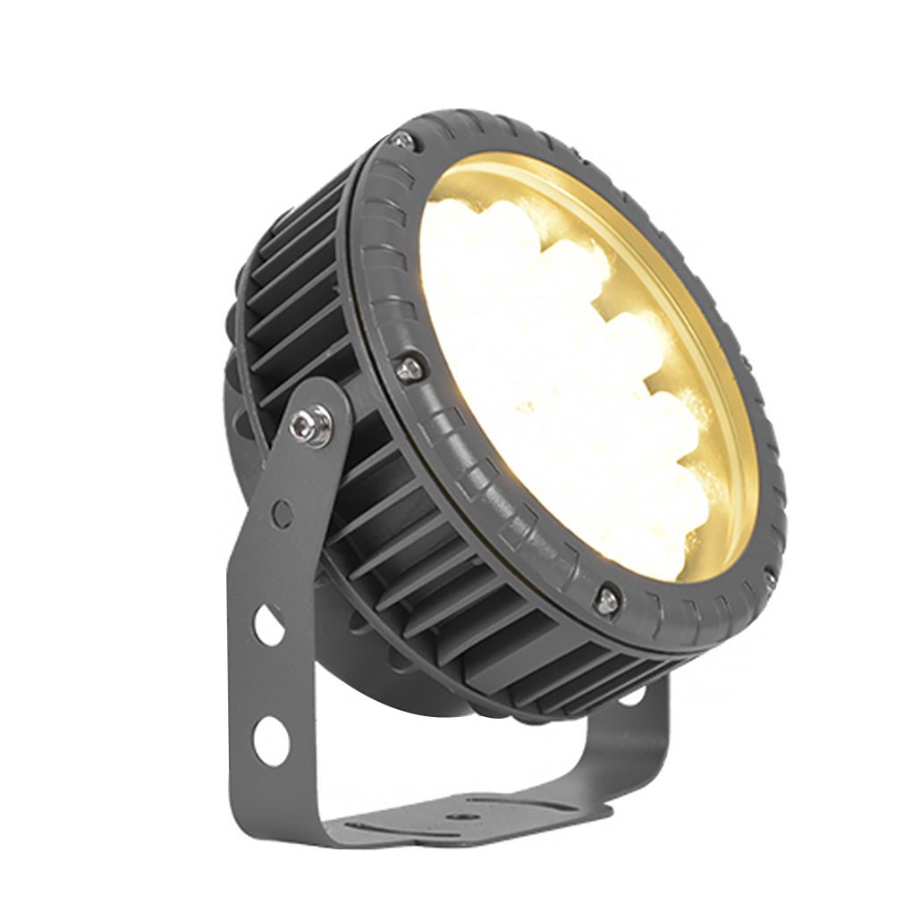 Weather-Resistant Solar Spotlights for Outdoor Use – Durable Solar Powered Security Lights for Trees, Fences, and Pathways 12