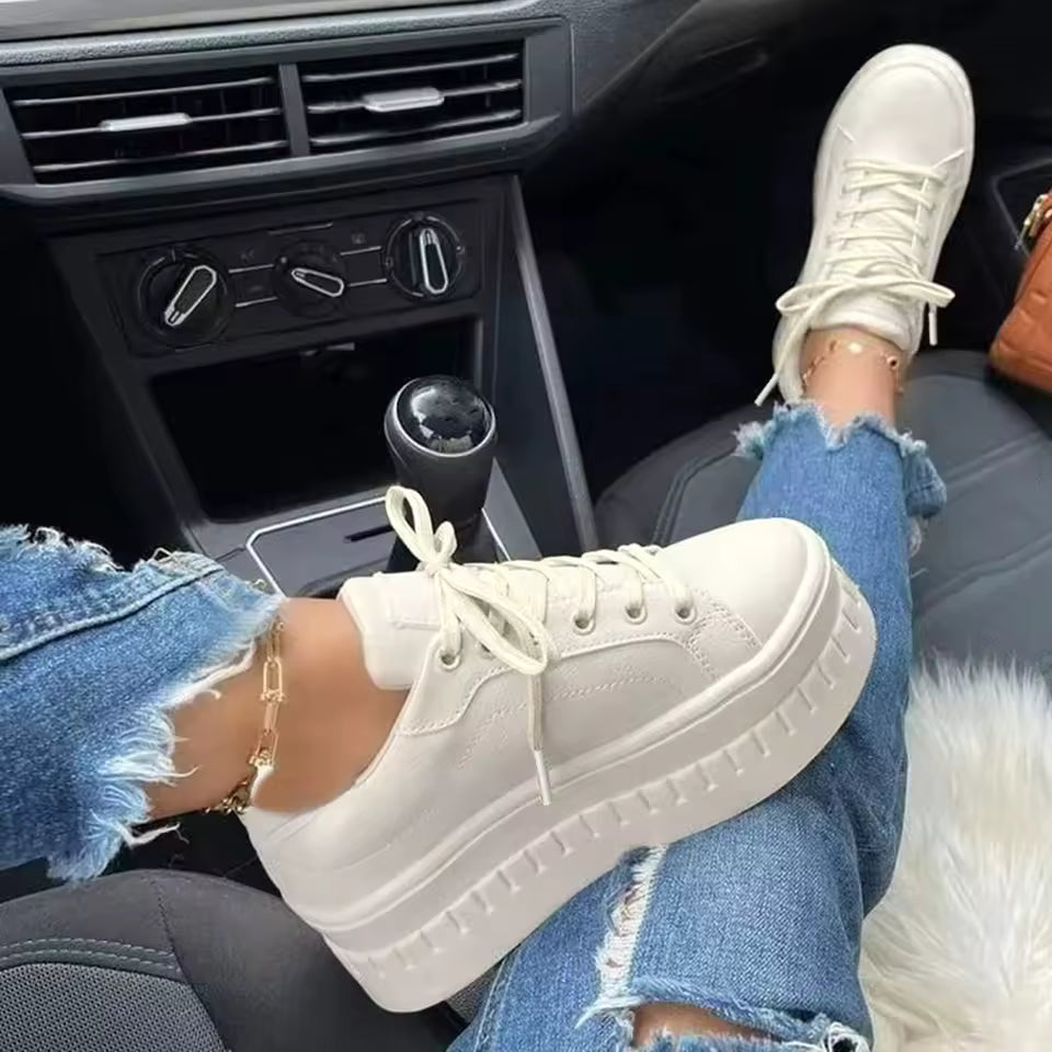 Women's Sneakers - Plateau Design – Stylish & Comfortable 2